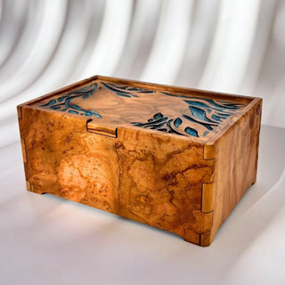 Boîte en bois d'olivier avec motif traditionnel bleu fait main (15x10x6,5 cm)