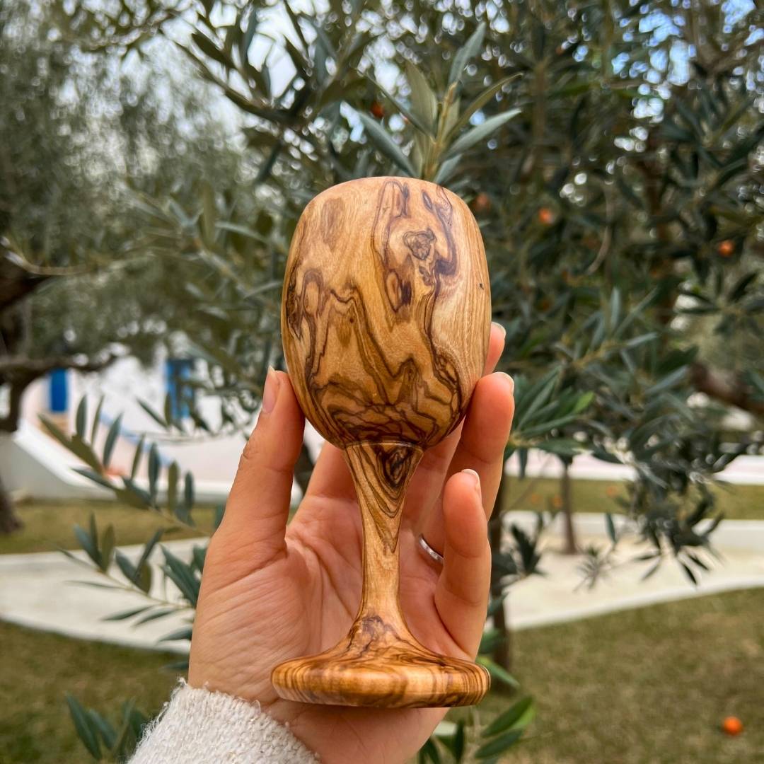 Verre à Pied en Bois d'Olivier