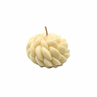 Bougie blanche ronde hachurée avec parfum Oud Malaki