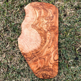 Planche rustique en Bois d'Olivier, Votre Toile Culinaire