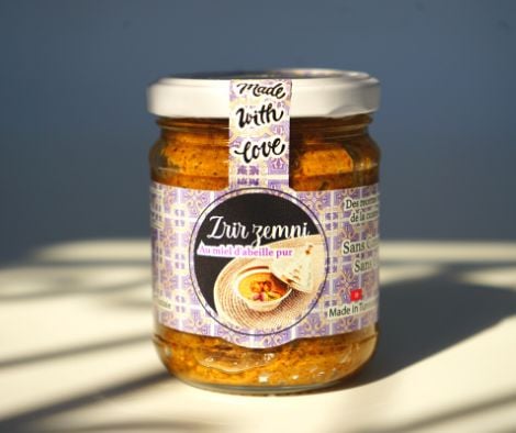 zrir zemni, mélange de noisette au sésame et miel